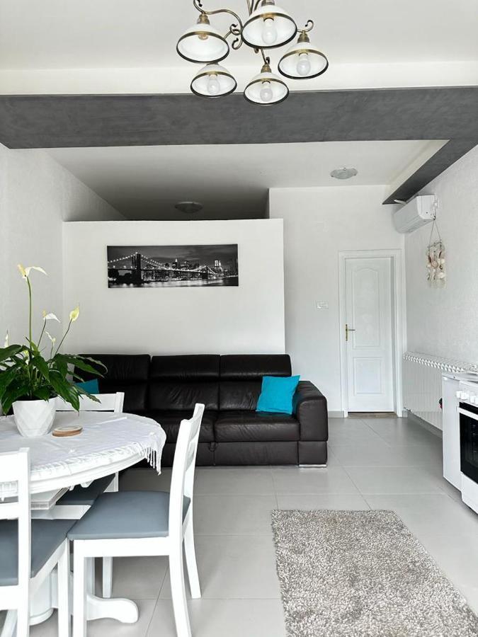 Apartments Boka Pearl Kotor Exterior photo